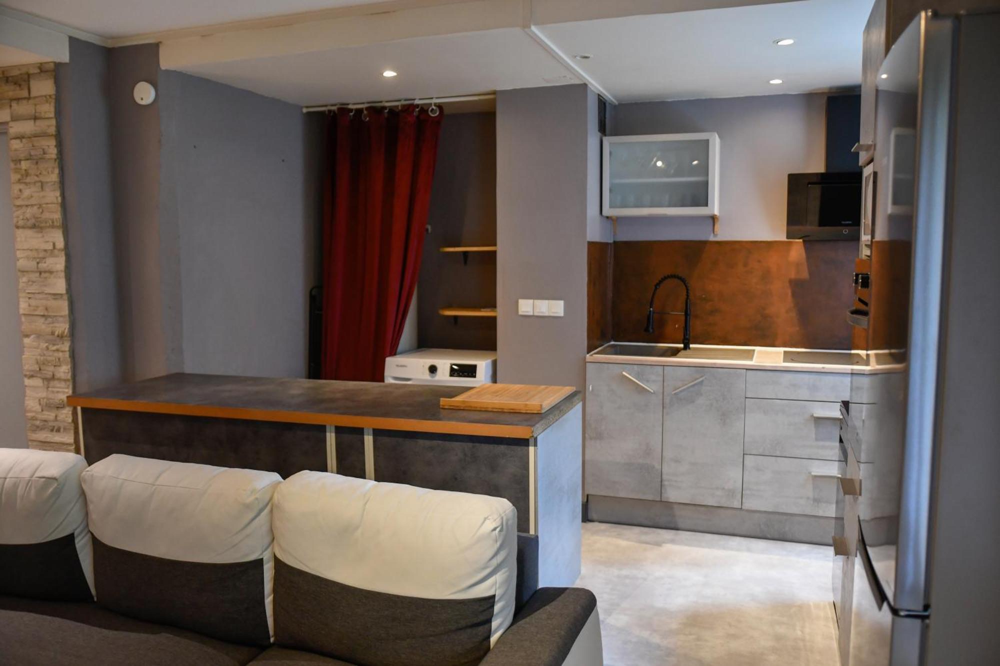 شقة Calme Et Terrasse Privee Pres De Vichy بيلريف-سور-اليي المظهر الخارجي الصورة